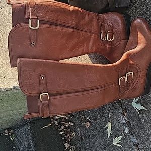 Knee high womans boots